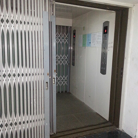 các loại thang máy tải hàng